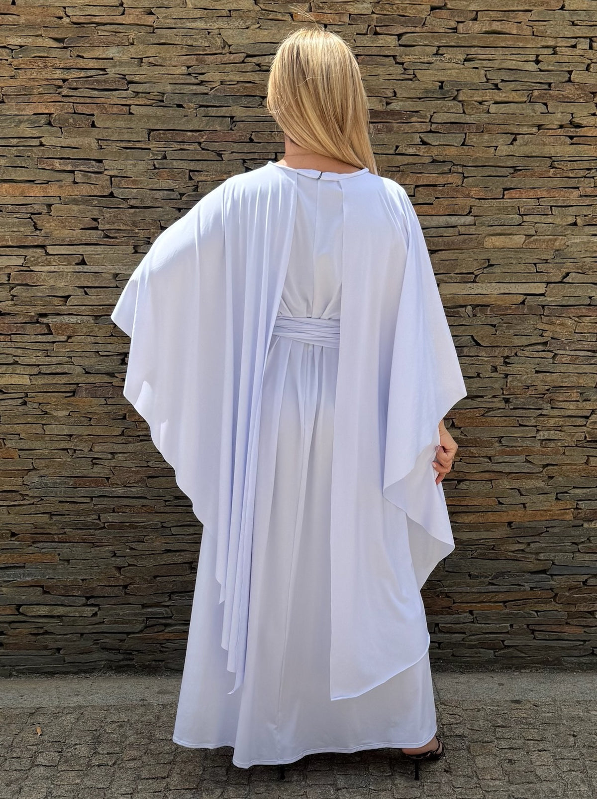 Vestido Kaftan Branco Cinto