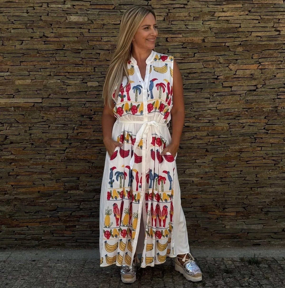 Vestido Branco com Frutas Cuore