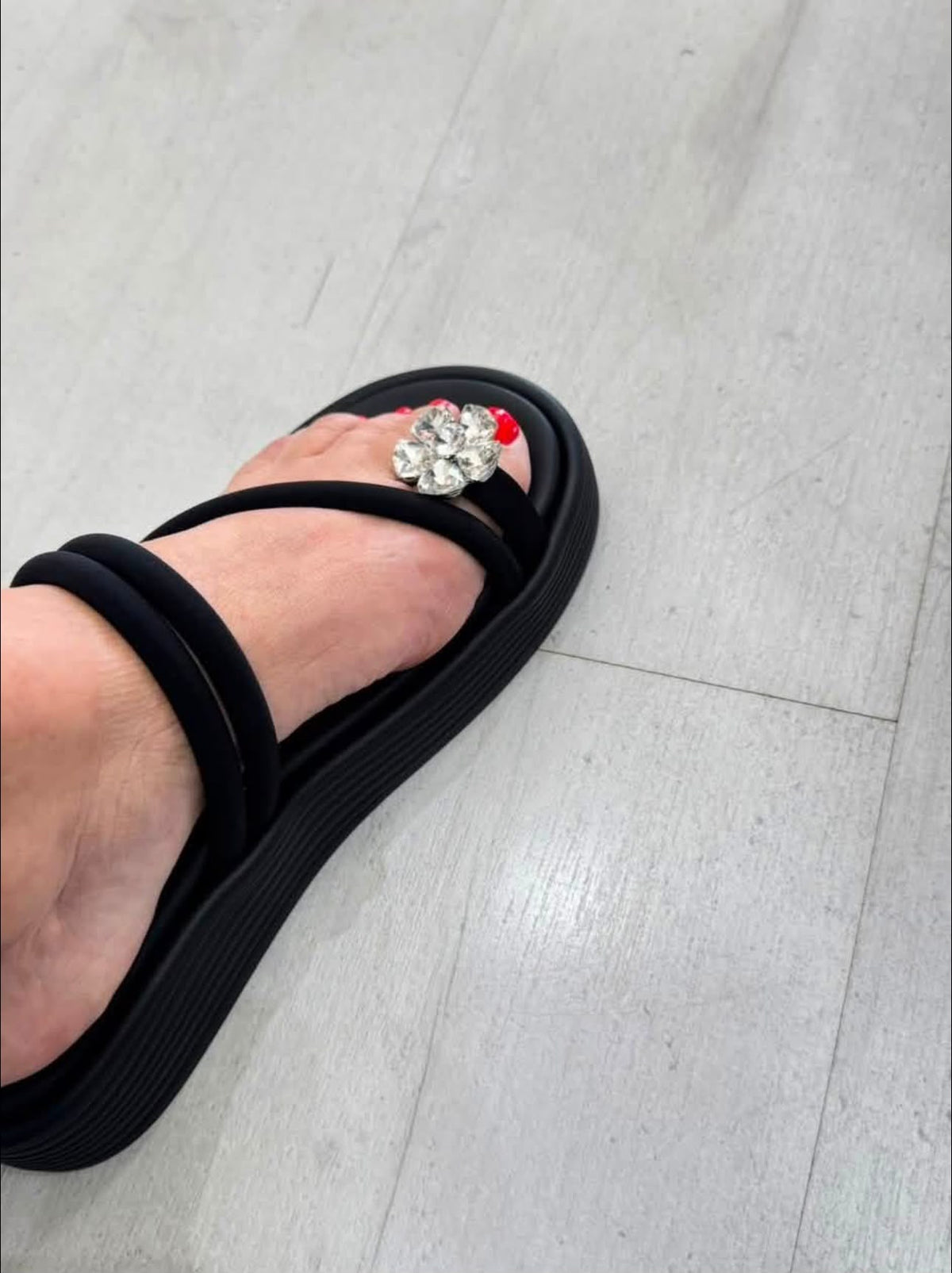 Chinelo Russel - Jo