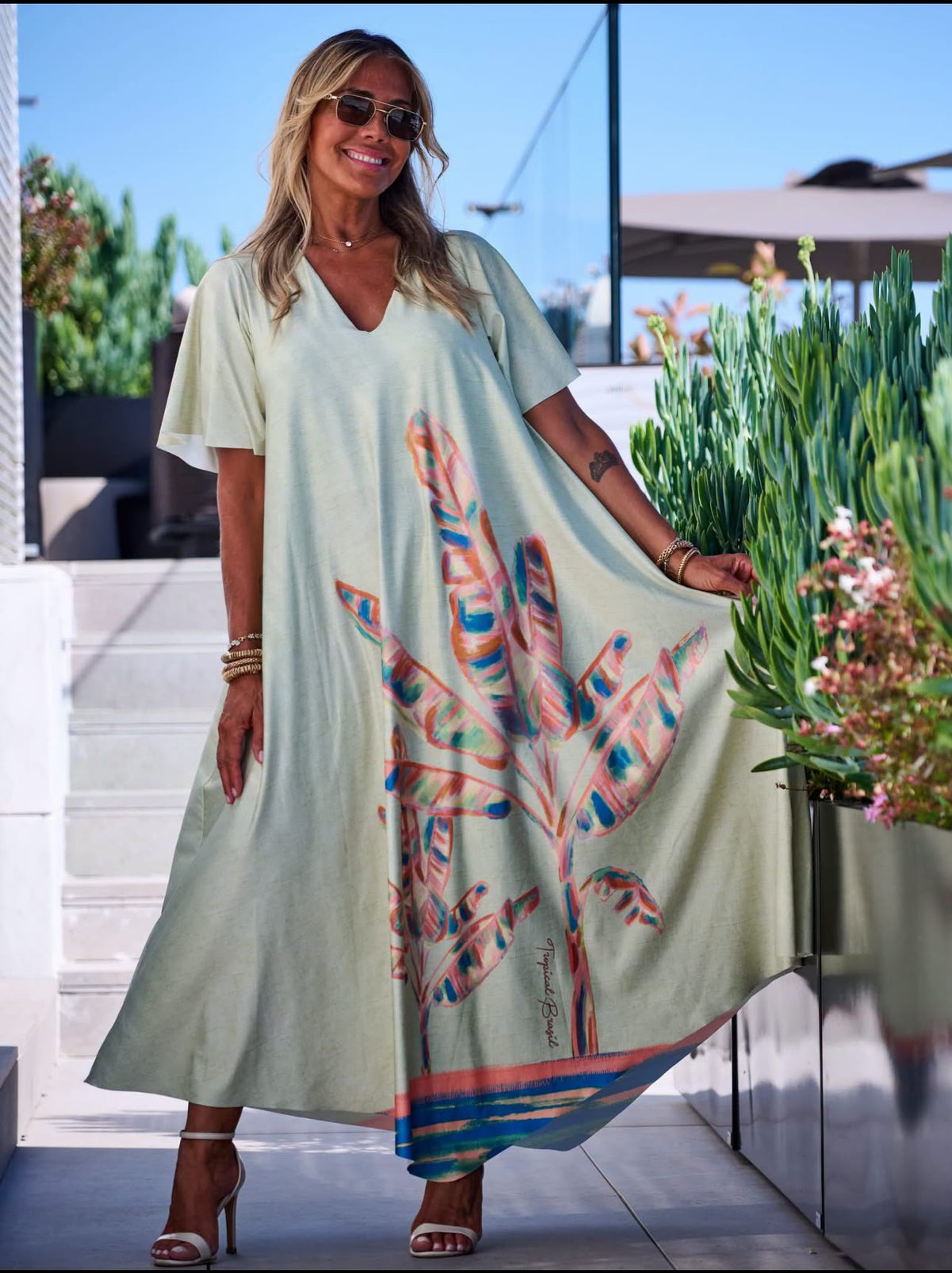 Vestido verde pastel longo Tropical Brasil